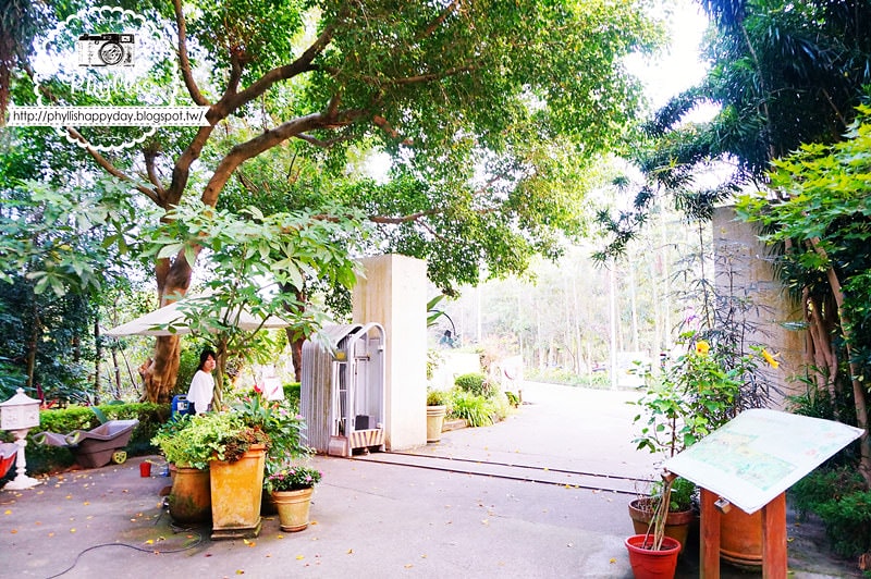 【千樺花園餐廳】漫步在森林裡的約會日｜台中小陽明山｜台中新社景觀餐廳｜新社約會餐廳｜台中景點 (環境篇)