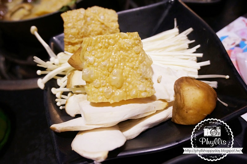 【色鼎燒肉】雲林斗六吃到飽燒烤餐廳｜無煙炭火燒肉｜斗六燒肉餐廳推薦｜斗六美食｜雲林美食