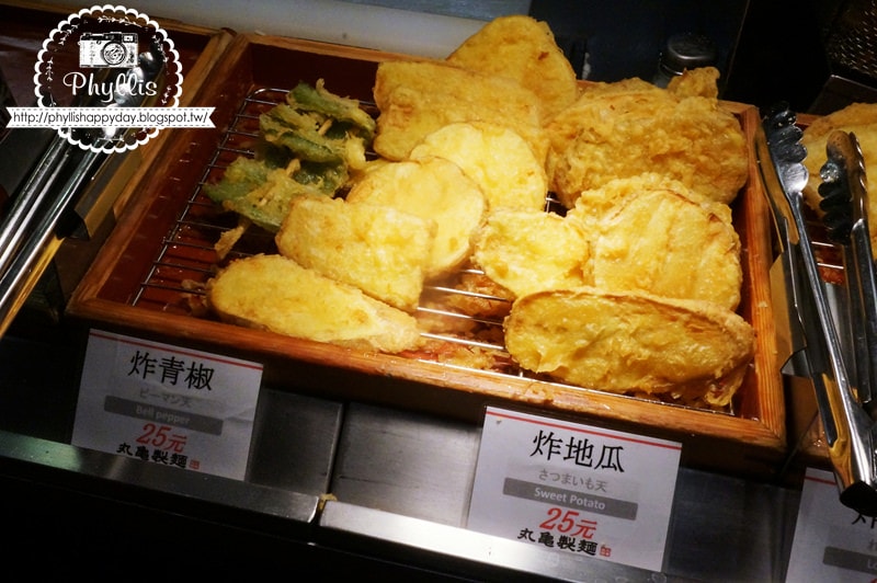 【丸龜製麵（新光三越中港店）】 新光三越美食街必吃｜超乎想像的喜歡與驚豔｜台中烏龍麵推薦｜讚岐釜揚げうどん