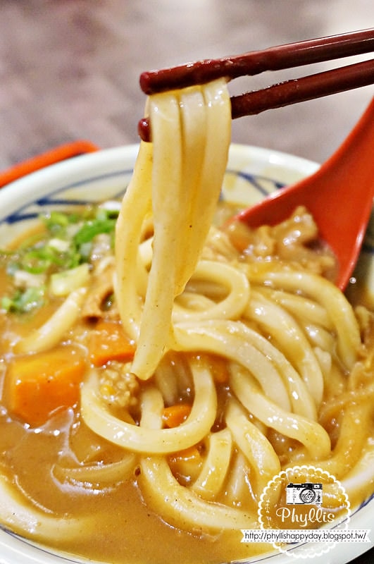 【丸龜製麵（新光三越中港店）】 新光三越美食街必吃｜超乎想像的喜歡與驚豔｜台中烏龍麵推薦｜讚岐釜揚げうどん