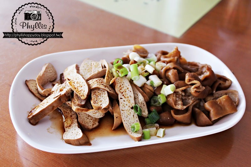 【竹崎外省麵】嘉義美食｜純樸外省麵食風味｜份量爆炸多又便宜｜滷味種類多超涮嘴｜嘉義必吃｜嘉義小吃