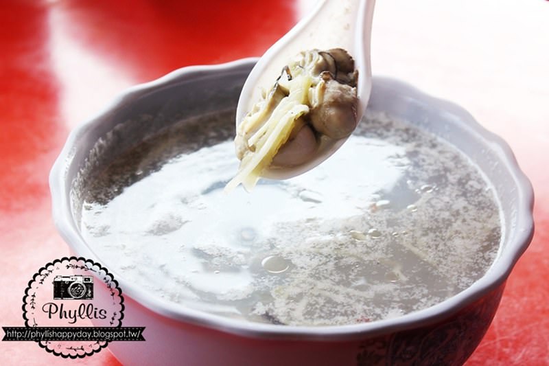【東石阿春小吃】有青才敢大聲｜新鮮美味產地直送｜炭烤蚵｜生蚵料理必吃)｜嘉義在地小吃推薦｜嘉義美食