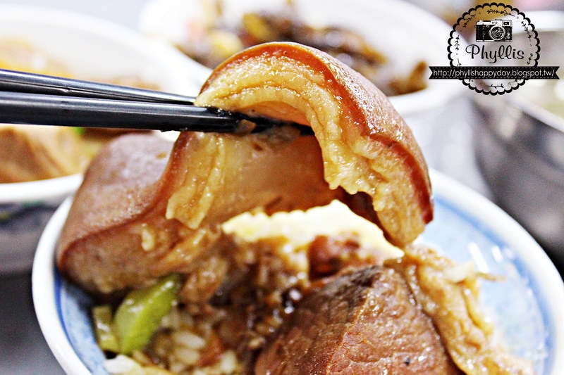 【李海魯肉飯】台中第二市場美食｜台中古早味美食｜飄香半世紀的魯肉飯｜台中滷肉飯｜台中美食｜台中小吃