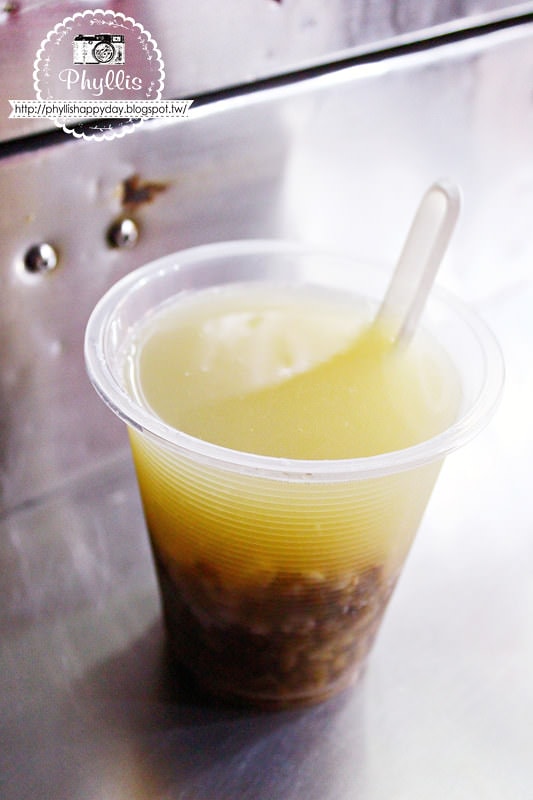 【阿嬤綠豆薏仁湯】大甲蔣公夜市裡的古早味溫暖系小攤｜大甲美食推薦｜蔣公夜市美食｜涼夏古早味