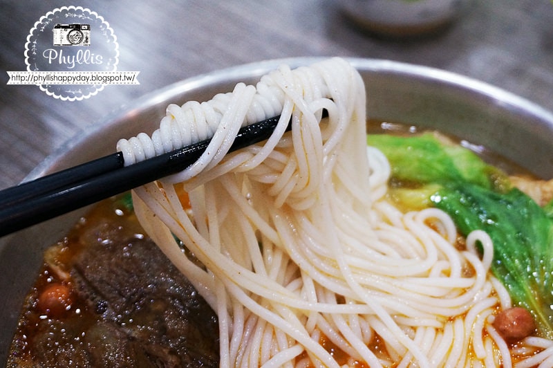 【艋舺螺螄粉桂林米粉】捷運龍山站美食｜萬華廣州街美食｜龍山寺美食｜網路盛譽實際品嚐後小失望