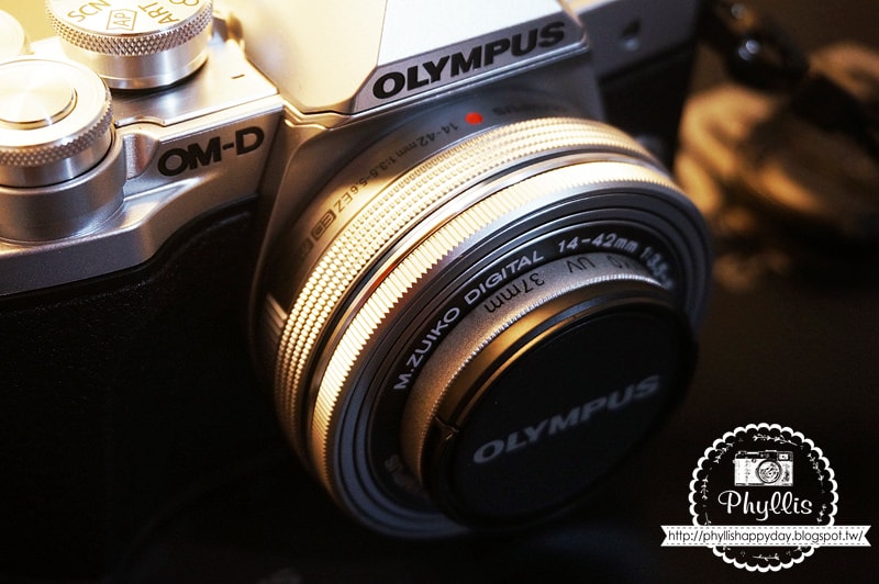 【Olympus OM-D E-M10 Mark III】14-42mm單鏡組｜微單眼類單眼｜復古相機｜輕鬆駕馭各種場景拍出絕佳美照