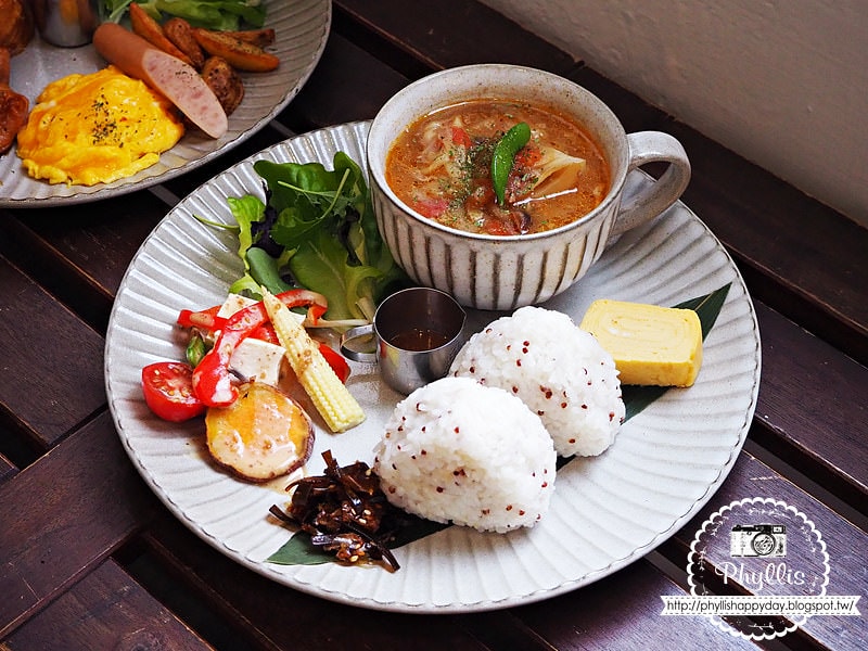 【小家山食 Homey Café & Meal】台中早午餐｜老宅咖啡廳｜日系文青風格｜溫暖系早午餐推薦｜台中西區餐廳｜台中美食