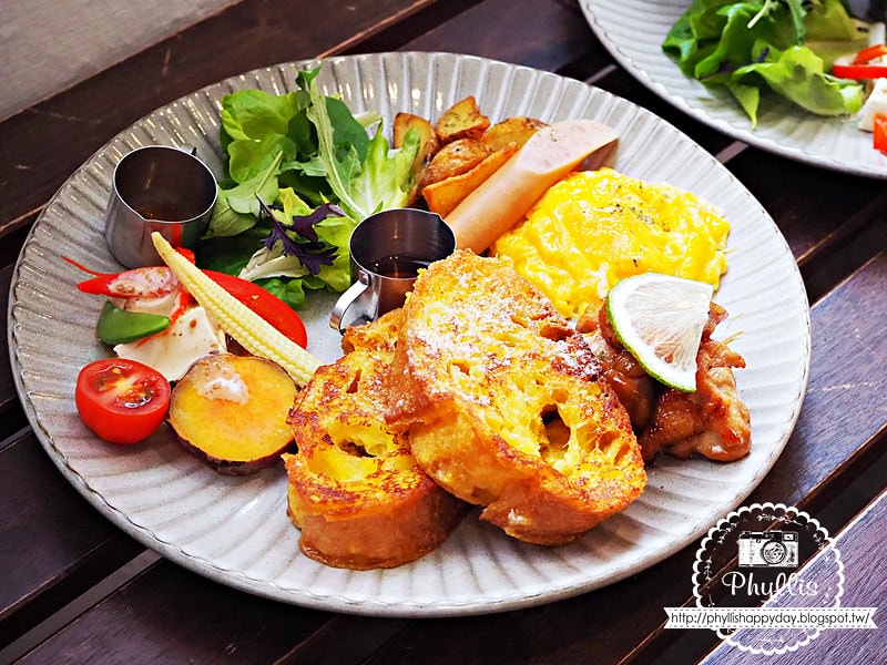 【小家山食 Homey Café & Meal】台中早午餐｜老宅咖啡廳｜日系文青風格｜溫暖系早午餐推薦｜台中西區餐廳｜台中美食
