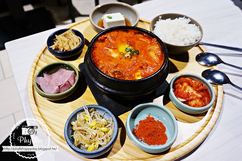 【韓姜熙小廚房-新竹巨城店】韓國定食專賣店｜免出國也能吃到韓劇料理｜新竹美食｜新竹韓式料理推薦