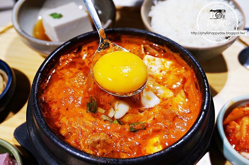 【韓姜熙小廚房-新竹巨城店】韓國定食專賣店｜免出國也能吃到韓劇料理｜新竹美食｜新竹韓式料理推薦