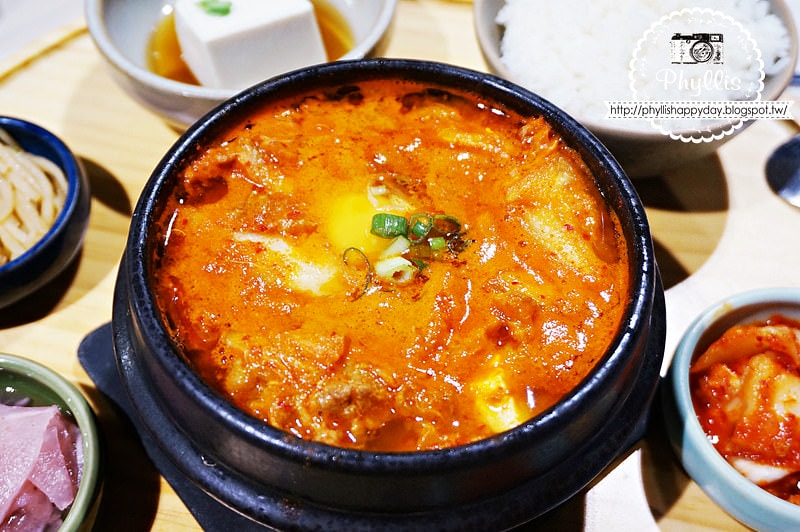 【韓姜熙小廚房-新竹巨城店】韓國定食專賣店｜免出國也能吃到韓劇料理｜新竹美食｜新竹韓式料理推薦