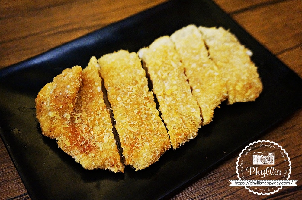 『賴記柳州螺獅粉』挑戰大陸魔鬼辣椒！超辣超過癮、爽口肉初體驗、酸辣鮮爽的新竹特色美食！ - 相片中的菲莉絲