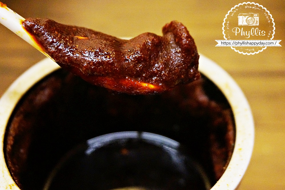 『賴記柳州螺獅粉』挑戰大陸魔鬼辣椒！超辣超過癮、爽口肉初體驗、酸辣鮮爽的新竹特色美食！ - 相片中的菲莉絲