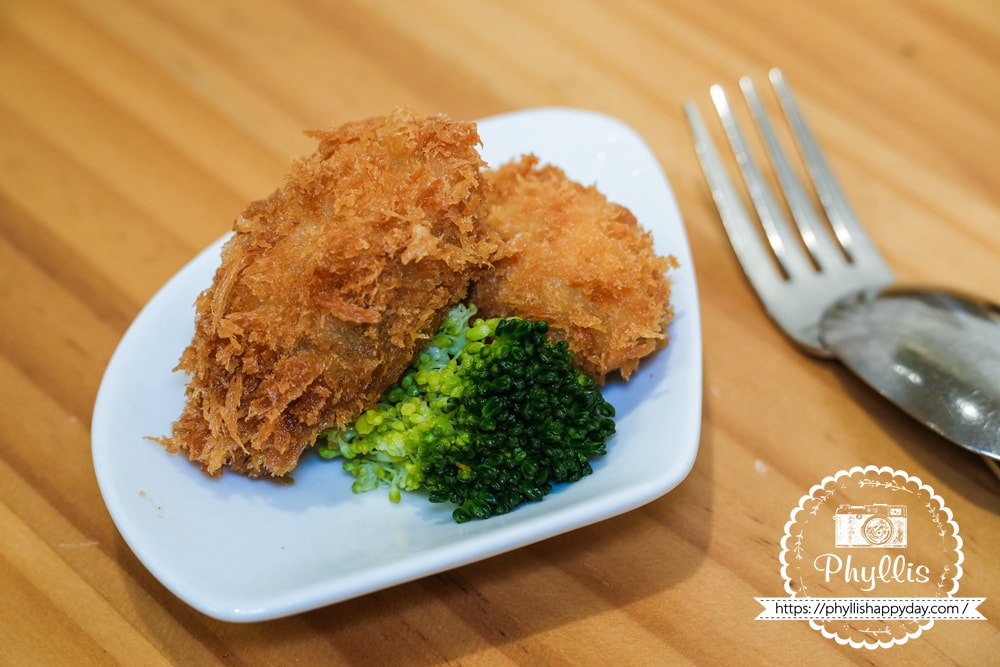 【咖哩龍。香料咖哩】龍潭香料咖哩飯專賣，白飯咖哩醬無限續加！炸豬排唐揚雞配料澎湃又過癮！2026更新