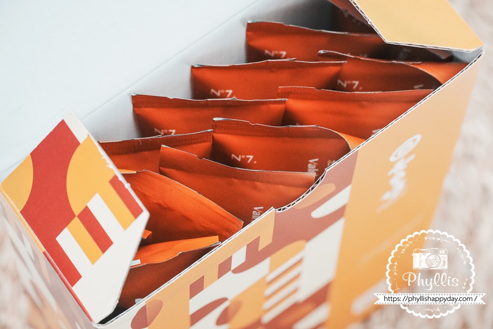 【蛋白工坊-法芙娜巧克力蛋白捲】開箱|給不愛甜的人,一款真的耐吃、不膩口的巧克力甜點 - 第6張圖 【蛋白工坊-法芙娜巧克力蛋白捲】開箱|給不愛甜的人,一款真的耐吃、不膩口的巧克力甜點