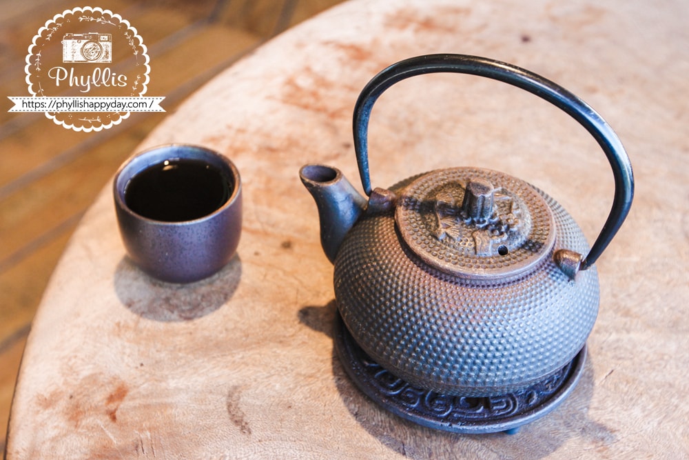 入木三分餐點｜白鶴靈芝茶