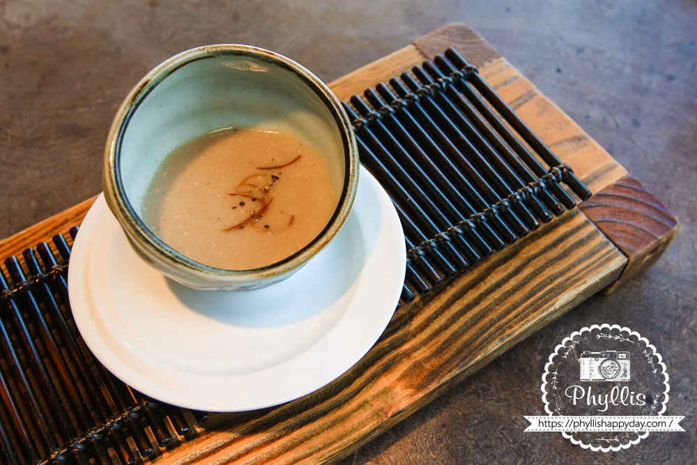 入木三分餐點｜松露蘑菇濃湯