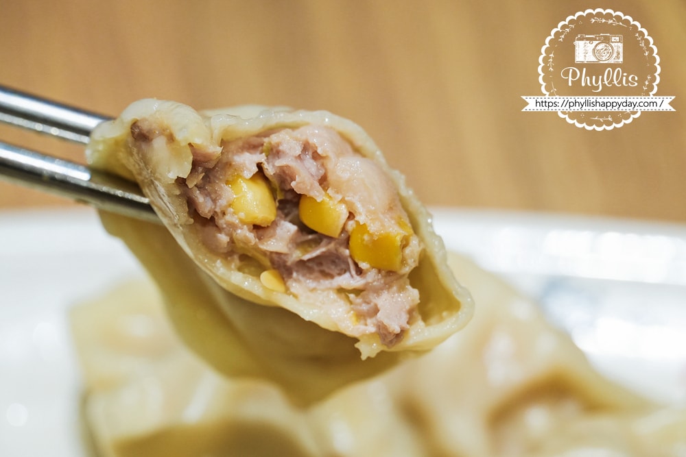 五花馬玉米水餃，飽滿多汁適合小孩