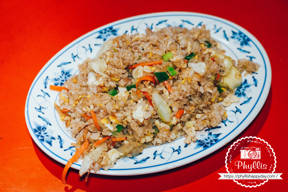 阿滿姨小吃部經典海鮮炒飯｜粒粒分明香氣撲鼻