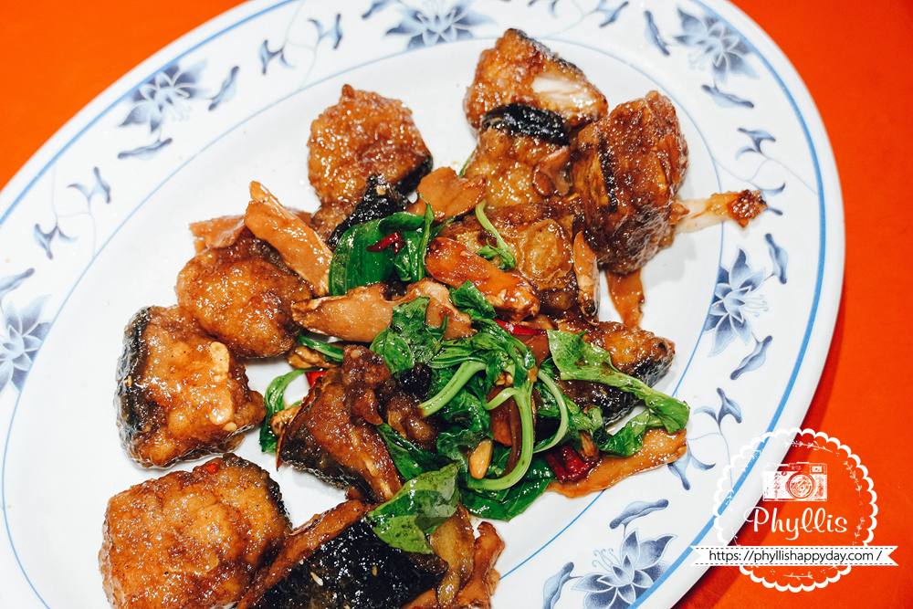 三杯魟魚料理｜少見創意吃法｜宜蘭漁港現流推薦菜