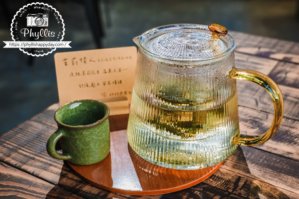 【茉莉咖啡2號店】桃園龍潭溫柔系咖啡館:手作餐點好吃又好拍,裱花蛋糕驚艷細緻,因為熱愛咖啡所以每一口都不將就 - 第47張圖 茉莉咖啡2號店無咖啡因花草茶茉莉情人,適合傍晚與下午茶的溫潤茶飲