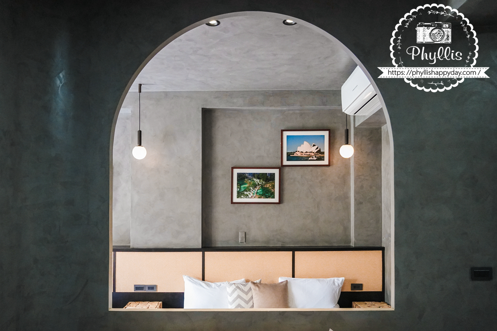 淺山民宿 Rolling Hills 四人套房設計，以圓弧元素貫穿整棟民宿，視覺柔和。