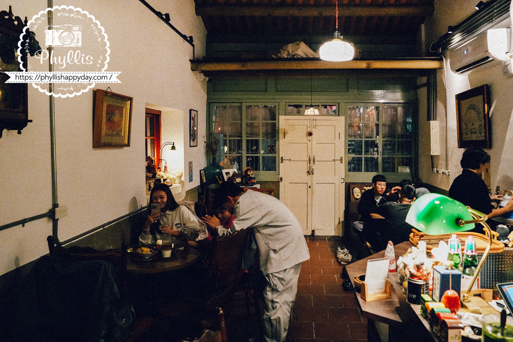 【咚窩蕊喫茶店】台南人瘋傳的神級布丁就在這!深夜限定甜點|可愛復古氛圍讓人一吃就愛上,越夜越有甜蜜滋味的永福路巷弄咖啡廳 - 第8張圖