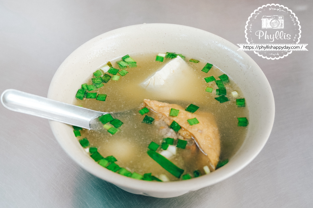 【嘉家樂肉丸-大甲店】蔣公路夜市的排隊肉圓50年老店｜酥炸與Q彈蒸肉丸都必點｜大甲鎮瀾宮周邊人氣必訪美食