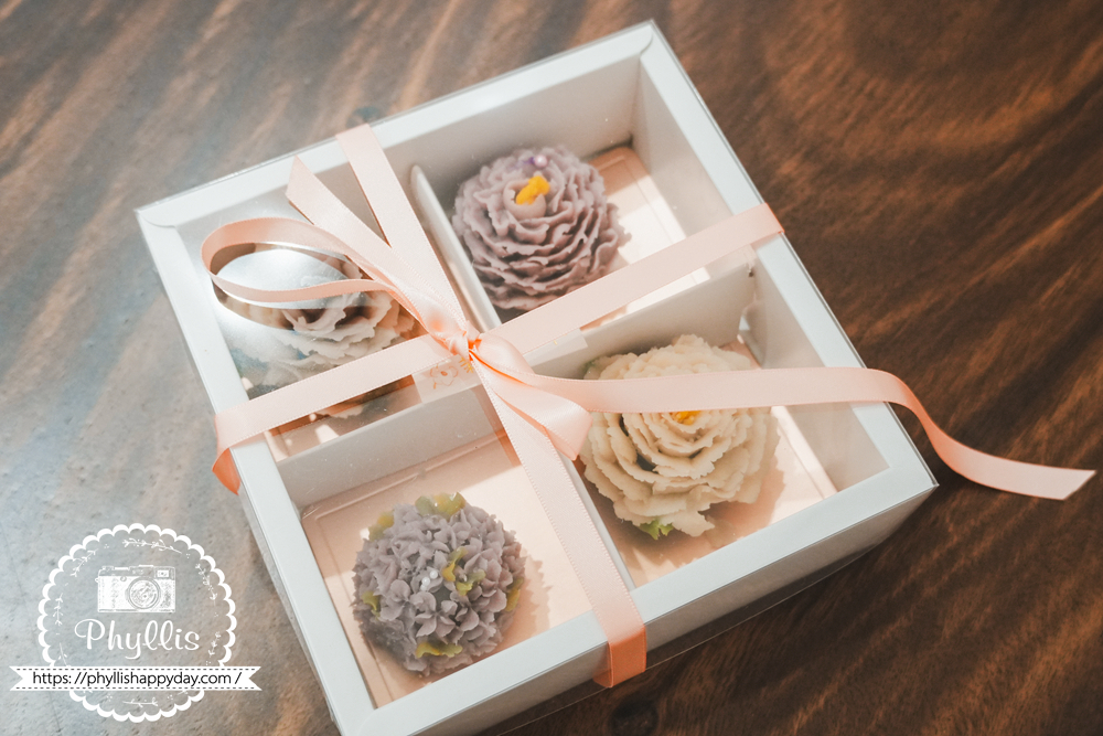 【茉莉花園Café – 手工裱花甜點禮盒】一開箱就戀愛的精品級甜點.每一朵都是可食用的花朵.一年四季都適合的質感送禮首選 - 第2張圖