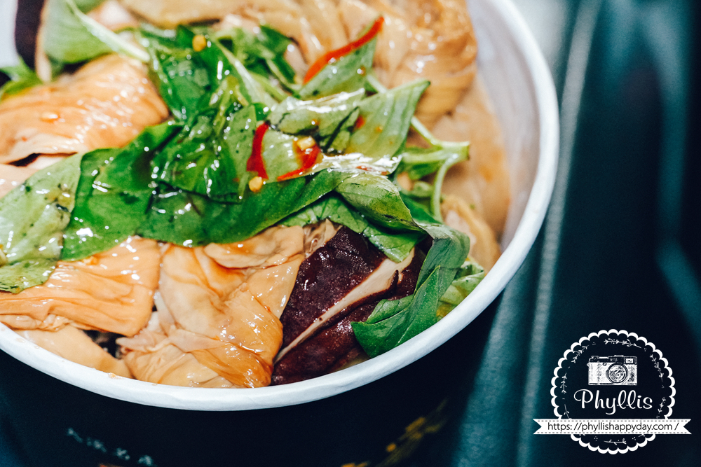 【品香世家】大溪在地人吃五代的老味道，巷弄內每日限量的豆製品老店，也能順路買伴手禮