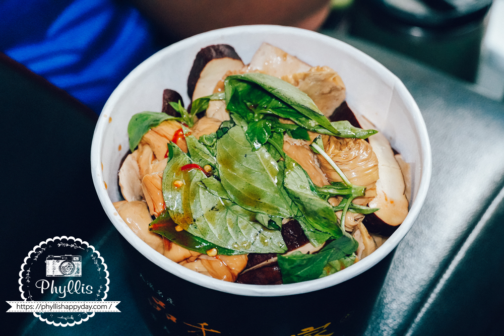 【品香世家】大溪在地人吃五代的老味道，巷弄內每日限量的豆製品老店，也能順路買伴手禮