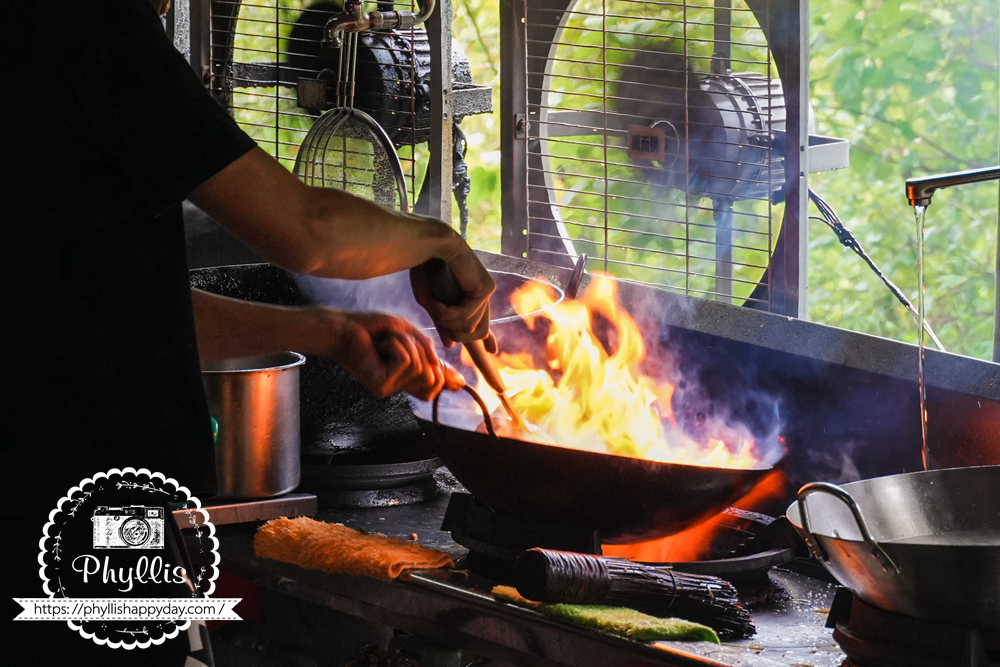 【宜蘭望龍埤鵝肉攤】藏在山中民宅的超人氣鵝肉小吃,20元白飯、鵝湯、炒米粉無限吃,在地老饕才知道的員山美食 - 第13張圖 【宜蘭望龍埤鵝肉攤】藏在山中民宅的超人氣鵝肉小吃,20元白飯、鵝湯、炒米粉無限吃,在地老饕才知道的員山美食