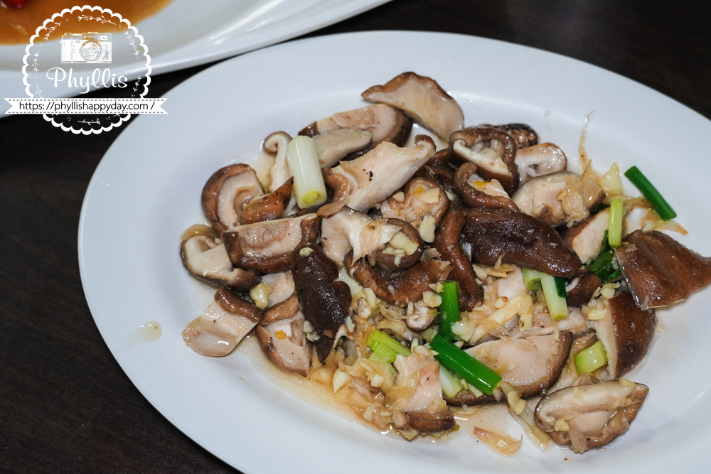 【宜蘭望龍埤鵝肉攤】藏在山中民宅的超人氣鵝肉小吃,20元白飯、鵝湯、炒米粉無限吃,在地老饕才知道的員山美食 - 第22張圖 【宜蘭望龍埤鵝肉攤】藏在山中民宅的超人氣鵝肉小吃,20元白飯、鵝湯、炒米粉無限吃,在地老饕才知道的員山美食