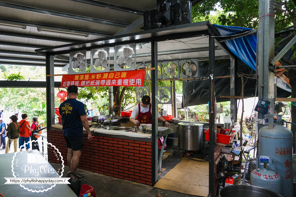 【宜蘭望龍埤鵝肉攤】藏在山中民宅的超人氣鵝肉小吃,20元白飯、鵝湯、炒米粉無限吃,在地老饕才知道的員山美食 - 第8張圖 【宜蘭望龍埤鵝肉攤】藏在山中民宅的超人氣鵝肉小吃,20元白飯、鵝湯、炒米粉無限吃,在地老饕才知道的員山美食