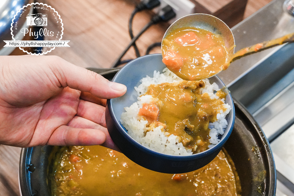 【貴族世家mini-龍潭大池店】｜龍潭新開幕精緻系吃到飽！299元起牛排 + 誠意自助吧：大份量水果、雞湯炸物披薩、環境漂亮好停車，旁邊就有停車場