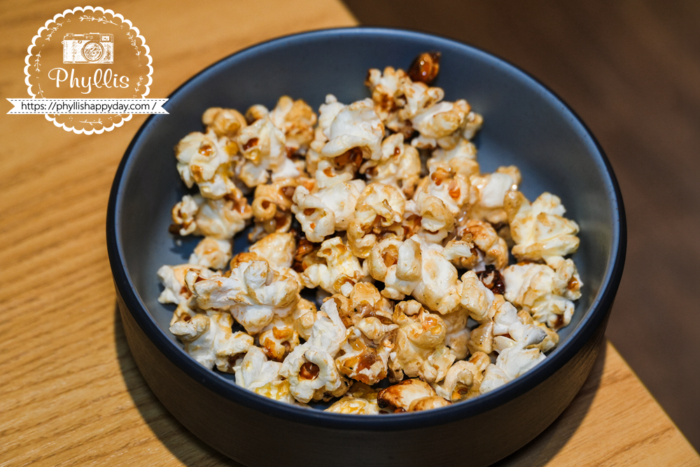 【貴族世家mini-龍潭大池店】｜龍潭新開幕精緻系吃到飽！299元起牛排 + 誠意自助吧：大份量水果、雞湯炸物披薩、環境漂亮好停車，旁邊就有停車場