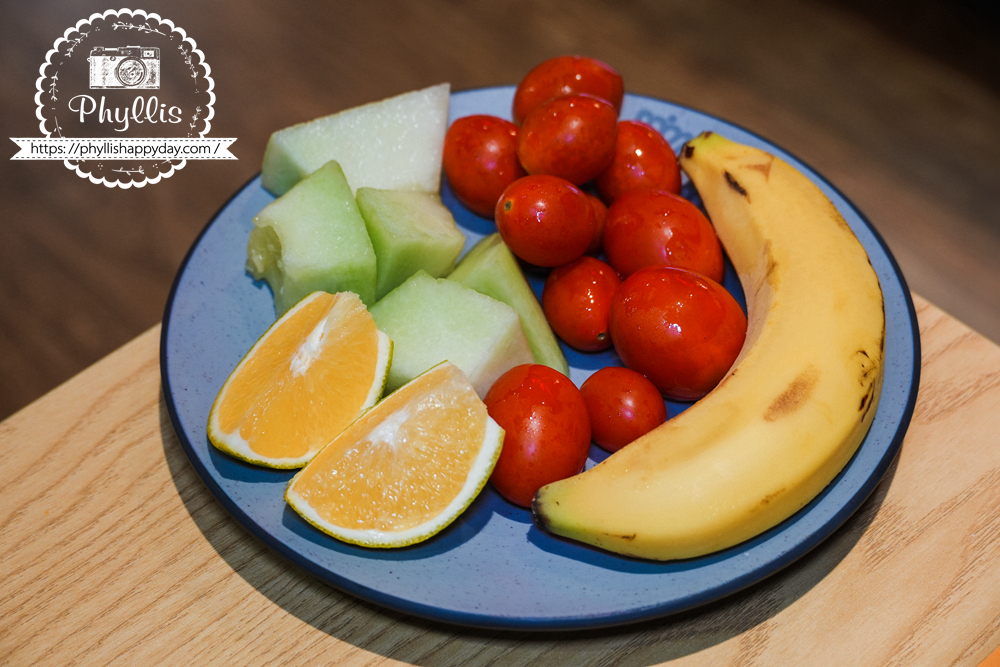 【貴族世家mini-龍潭大池店】｜龍潭新開幕精緻系吃到飽！299元起牛排 + 誠意自助吧：大份量水果、雞湯炸物披薩、環境漂亮好停車，旁邊就有停車場