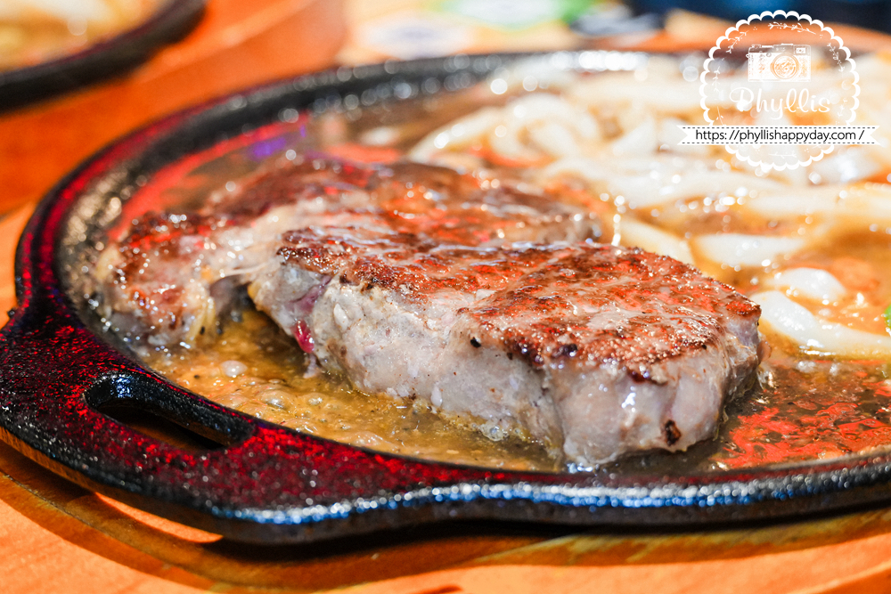 【貴族世家mini-龍潭大池店】｜龍潭新開幕精緻系吃到飽！299元起牛排 + 誠意自助吧：大份量水果、雞湯炸物披薩、環境漂亮好停車，旁邊就有停車場