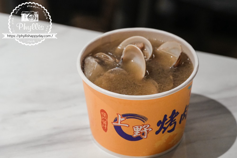 【上野烤肉飯-龍潭店】龍潭近期最熱門便當店之一!東龍路排隊人潮不斷,自助區飲料與熱湯誠意滿滿會想再回訪 - 第23張圖 上野烤肉飯龍潭店豐富熱湯內容桃園龍潭便當推薦