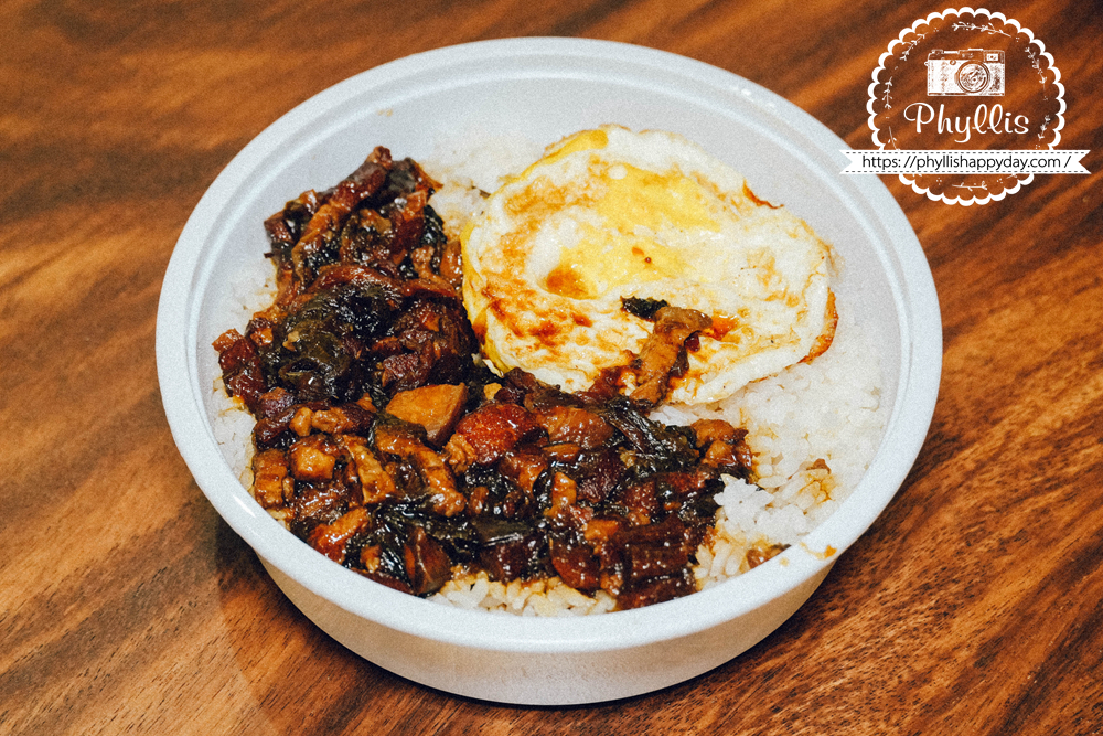 梅干扣肉刈包專賣店龍潭店梅乾滷肉飯，桃園龍潭東龍路外帶美食推薦