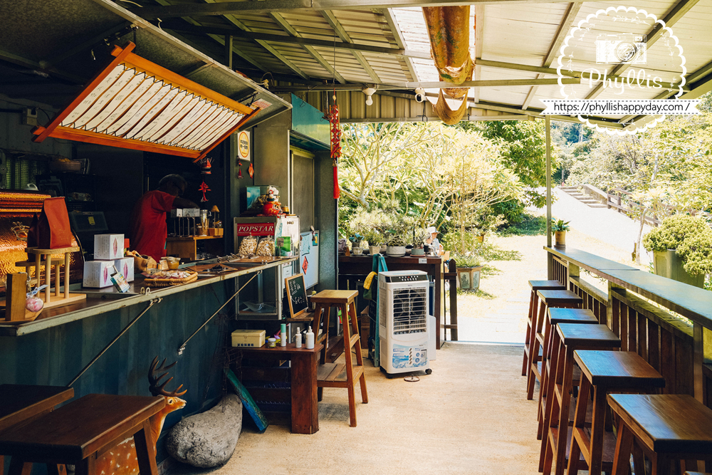 鹿點咖啡千瀑店內用區，桃園龍潭適合親子休息的瀑布景觀咖啡廳