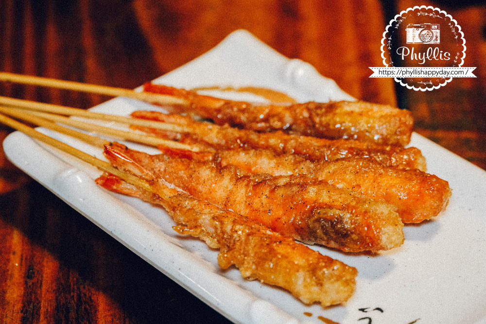 【烤食-車庫】龍潭宵夜人氣燒烤店|串燒、炸物、海鮮不用吃到飽|親子友善可調辣度|營業到凌晨1點 - 第19張圖 烤食-車庫懶人蝦特寫,桃園龍潭宵夜海鮮燒烤實吃分享