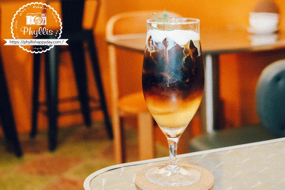 【純然餐飲部】中壢這間咖啡廳太犯規!手工水餃意外超強,慢燉控肉飯晚來真的吃不到,2026壢夏跑咖季必訪 - 第27張圖 純然餐飲部2026壢夏跑咖季限定特調仙入啡啡,桃園中壢創意咖啡飲品